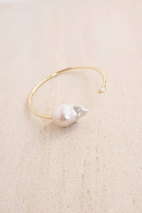 Daphne Baroque Pearl Cuff Bracelet
