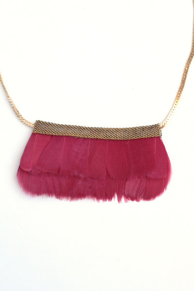 Mesh Feather Bib Statement Necklace - Cherry